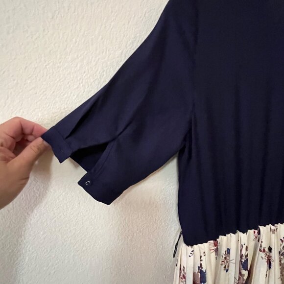 ModCloth Adored Duet Pleated Floral Short Sleeve Collared A Line Dress SZ M - Picture 8 of 10